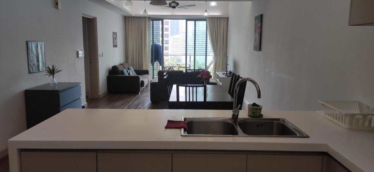 3 Bedroom Cozy Apartmet Куала-Лумпур Экстерьер фото